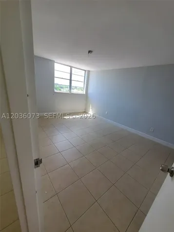 7900 Tatum Waterway Drive Miami Beach FL 33141