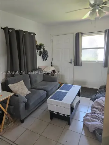 11290 SW 47th Terrace Miami FL 33165