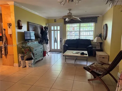 11290 SW 47th Terrace Miami FL 33165
