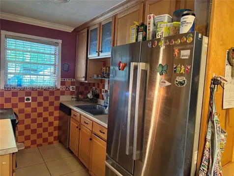 11290 SW 47th Terrace Miami FL 33165