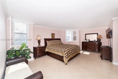 1904 S Ocean Drive Hallandale Beach FL 33009