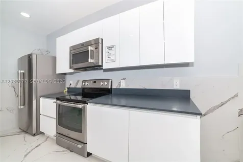 1904 S Ocean Drive Hallandale Beach FL 33009