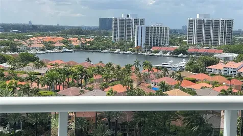 20505 E Country Club Drive Aventura FL 33180