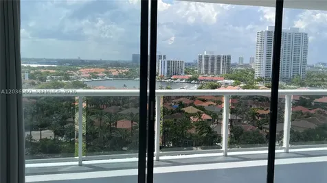 20505 E Country Club Drive Aventura FL 33180