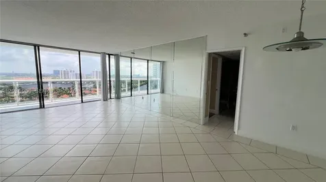 20505 E Country Club Drive Aventura FL 33180