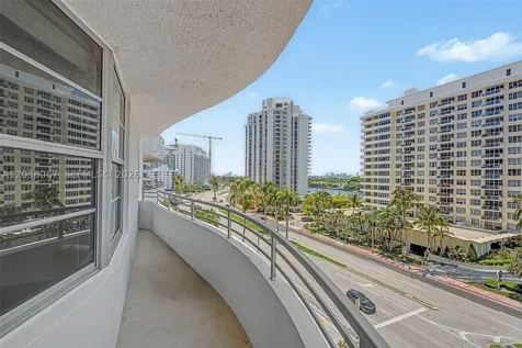 5555 Collins Avenue Miami Beach FL 33140