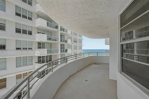 5555 Collins Avenue Miami Beach FL 33140