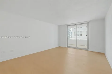 5555 Collins Avenue Miami Beach FL 33140