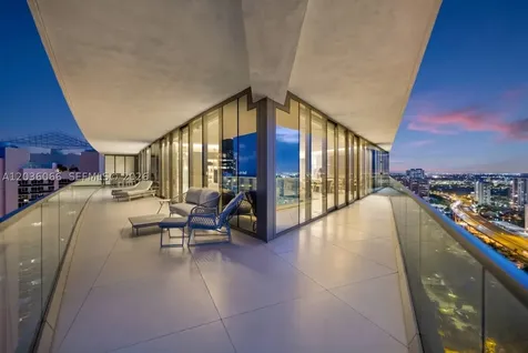 18975 Collins Avenue Sunny Isles Beach FL 33160