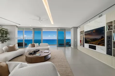 18975 Collins Avenue Sunny Isles Beach FL 33160