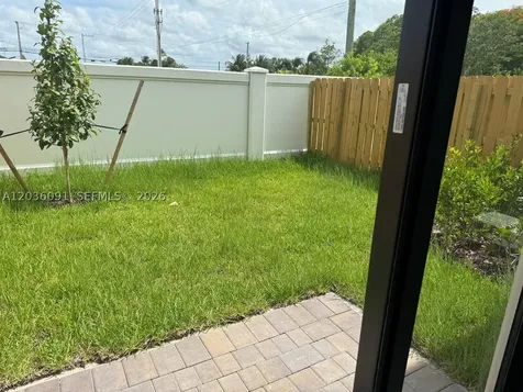 1539 NW 1st Florida City FL 33034