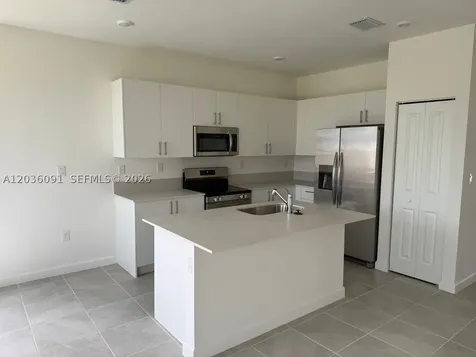1539 NW 1st Florida City FL 33034