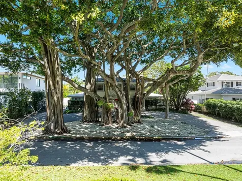 655 Buttonwood Lane Miami FL 33137