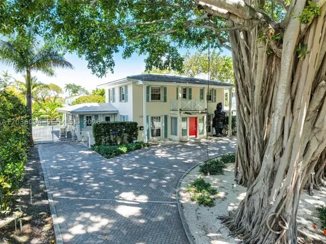 655 Buttonwood Lane Miami FL 33137