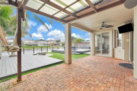 11258 NW 47th Lane Doral FL 33178