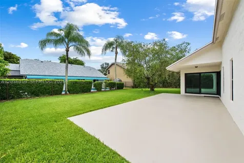5124 NW 51st Terrace Coconut Creek FL 33073