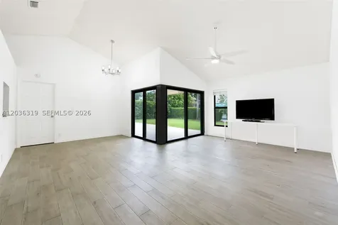 5124 NW 51st Terrace Coconut Creek FL 33073
