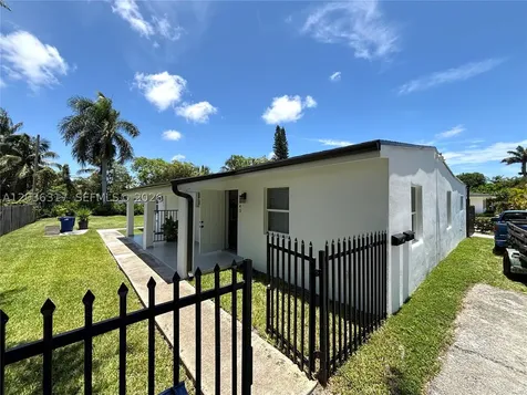 247 NE 118th Street Miami FL 33161
