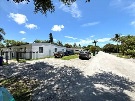 247 NE 118th Street Miami FL 33161