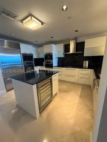 17121 Collins Avenue Sunny Isles Beach FL 33160