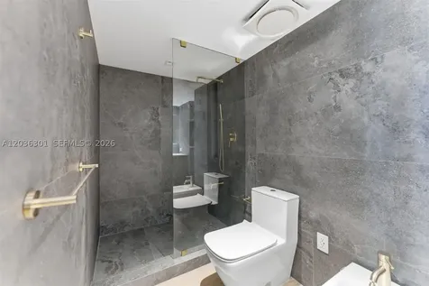 801 N Venetian Drive Miami FL 33139