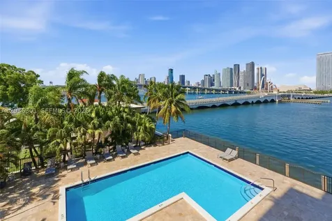 801 N Venetian Drive Miami FL 33139