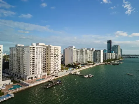 1228 West Avenue Miami Beach FL 33139