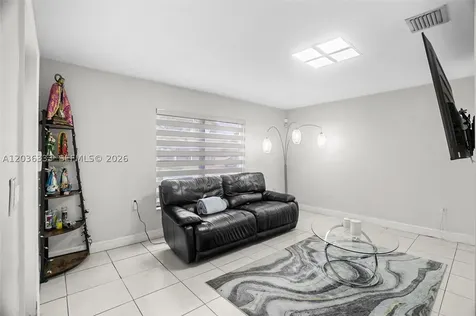 5412 NW 193rd Lane Miami Gardens FL 33055
