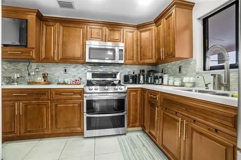 5412 NW 193rd Lane Miami Gardens FL 33055