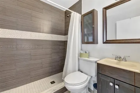 2261 NE 62nd Street Fort Lauderdale FL 33308