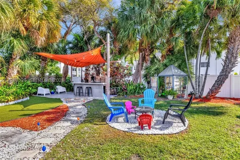 2261 NE 62nd Street Fort Lauderdale FL 33308