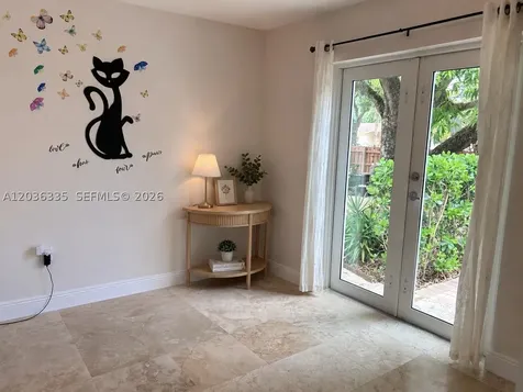 390 NE 127th Street North Miami FL 33161