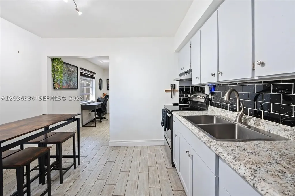 5120 SW 26th Avenue Dania Beach FL 33312