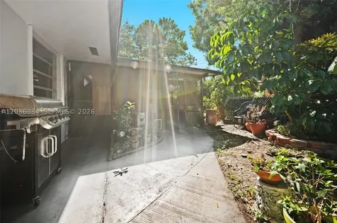 5120 SW 26th Avenue Dania Beach FL 33312