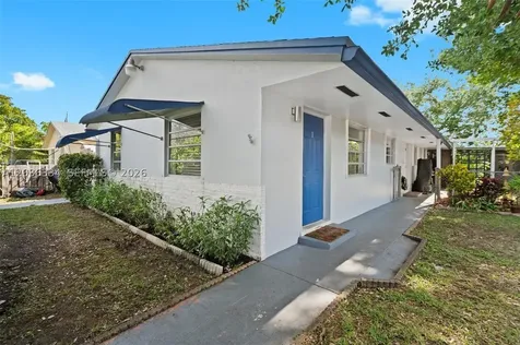 5120 SW 26th Avenue Dania Beach FL 33312