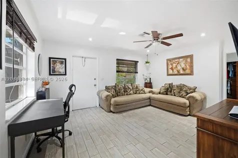 5120 SW 26th Avenue Dania Beach FL 33312