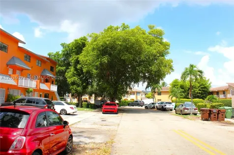 2260 W 55th Street Hialeah FL 33016