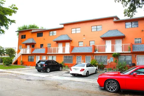 2260 W 55th Street Hialeah FL 33016