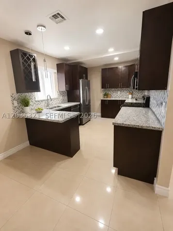 4011 SW 28th Street West Park FL 33023