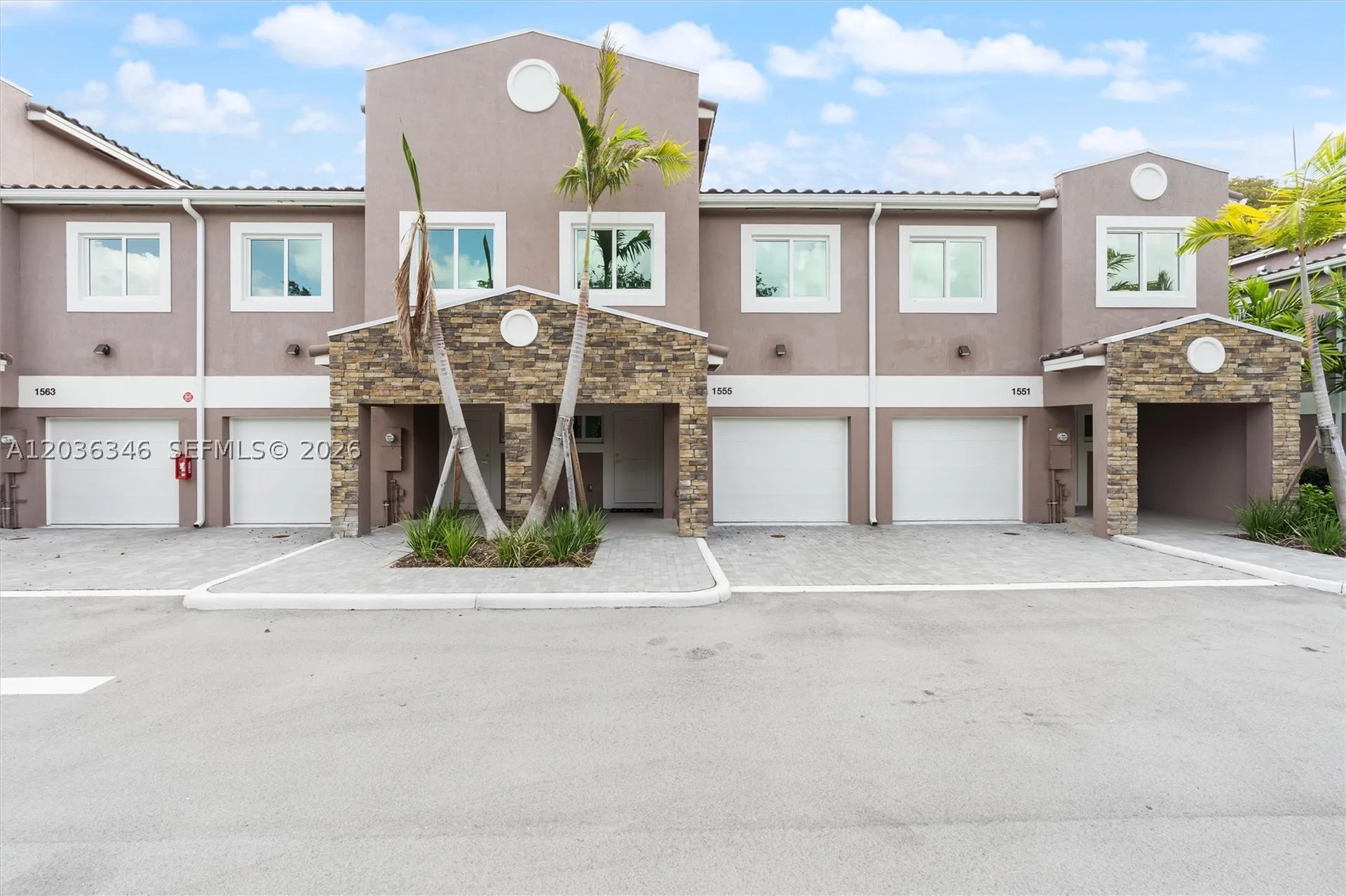 1555 NW 94th Way Coral Springs FL 33071