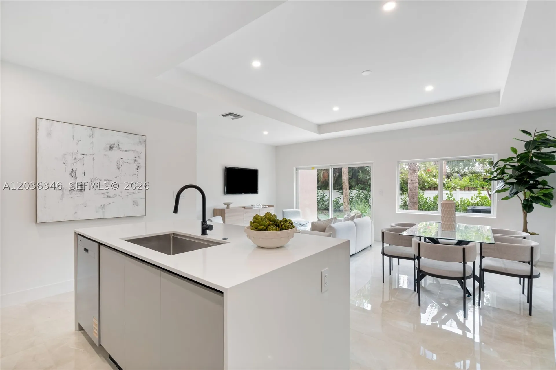 1555 NW 94th Way Coral Springs FL 33071