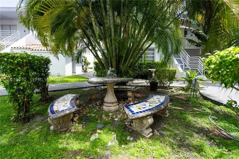 8315 Byron Avenue Miami Beach FL 33141