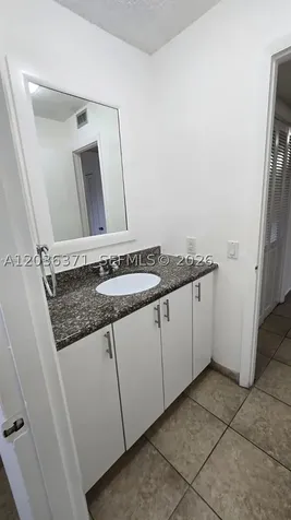 690 NE 123rd Street North Miami FL 33161