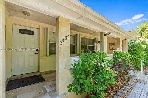 2530 SW 27th Street Miami FL 33133
