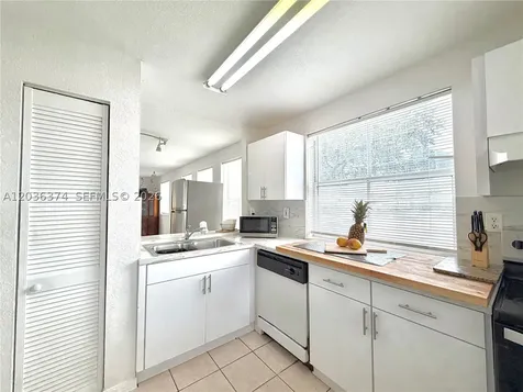 19500 SW 103rd Court Cutler Bay FL 33157