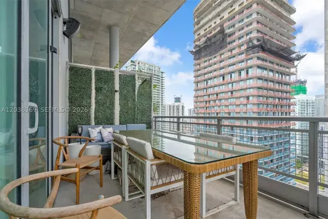690 SW 1st Court Miami FL 33130