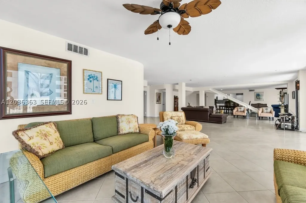 3100 NE 48th Street Fort Lauderdale FL 33308
