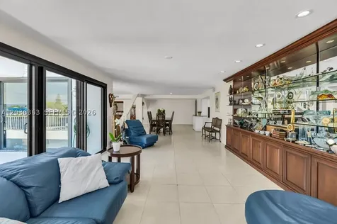 3100 NE 48th Street Fort Lauderdale FL 33308