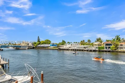 3100 NE 48th Street Fort Lauderdale FL 33308
