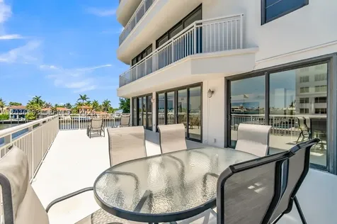 3100 NE 48th Street Fort Lauderdale FL 33308